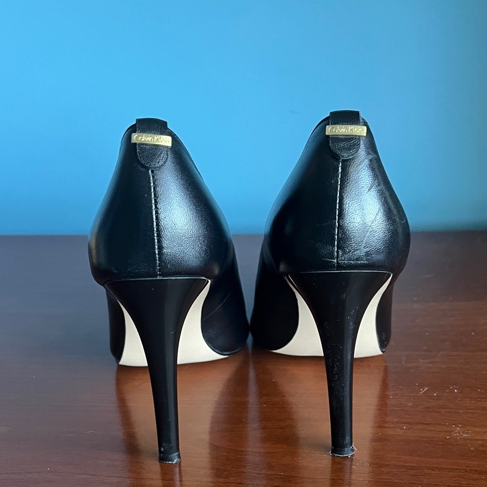Calvin Klein Glossy Black Heels - Picture 3 of 6